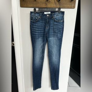 Kancan jeans. Skinny.